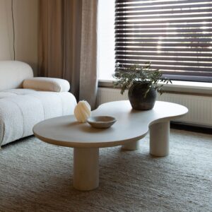 Stylish Coffee Table with Unique Design - Modern Elegance for Your Space